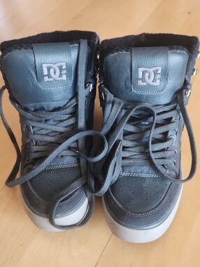 DC Men's Black High-Top Skate Sneakers Winterized Spartan High WC SE 11.5